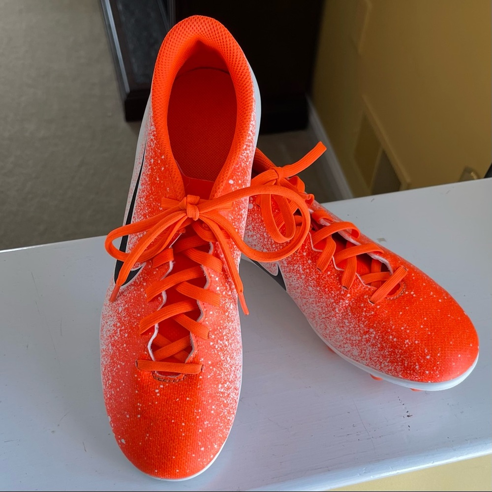 Nike Mercurial Soccer Cleats - LIKE NEW!